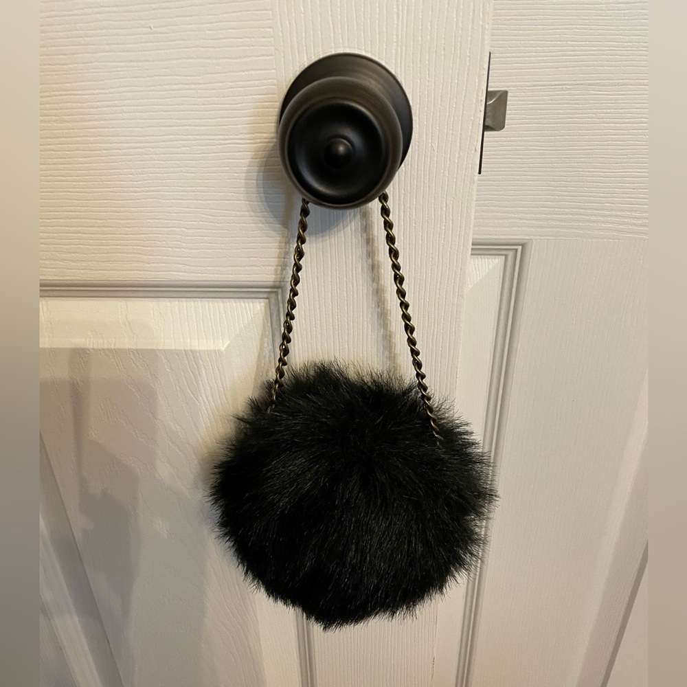 Cute pom Pom bag